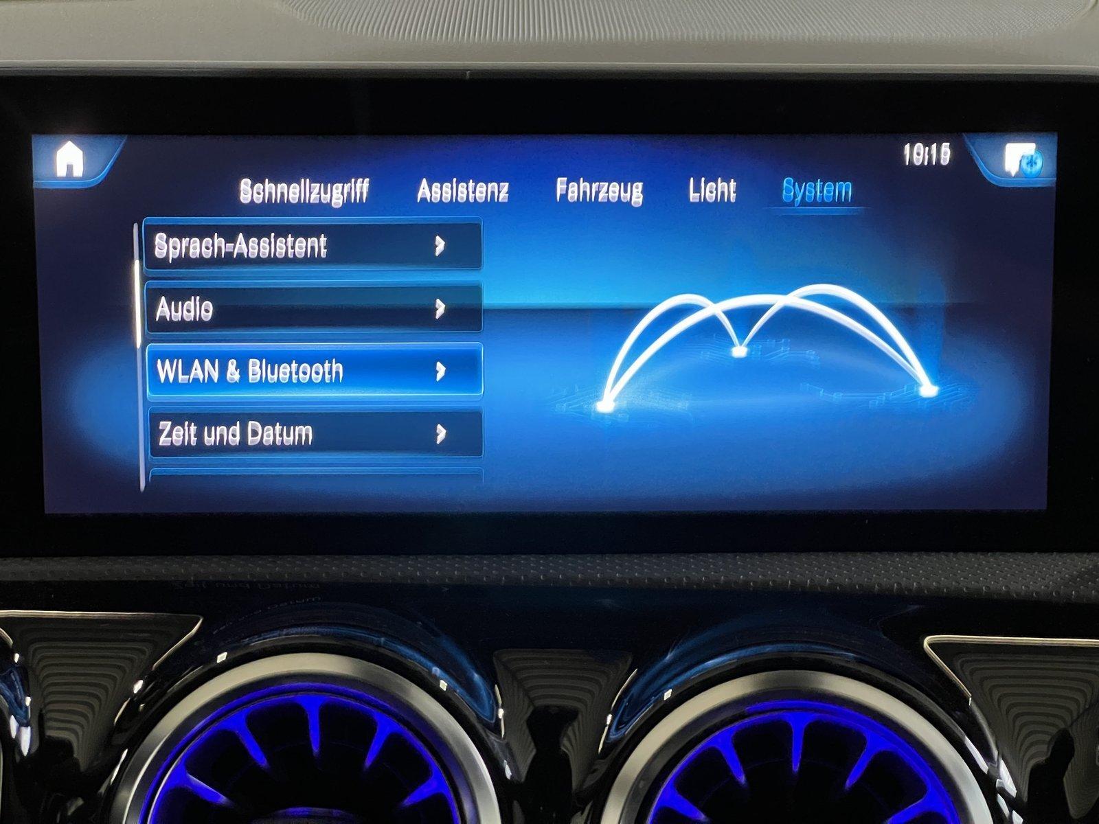 Mercedes-Benz A 250 AMG Line Night+Pano+LED+Kamera+Sound+19"