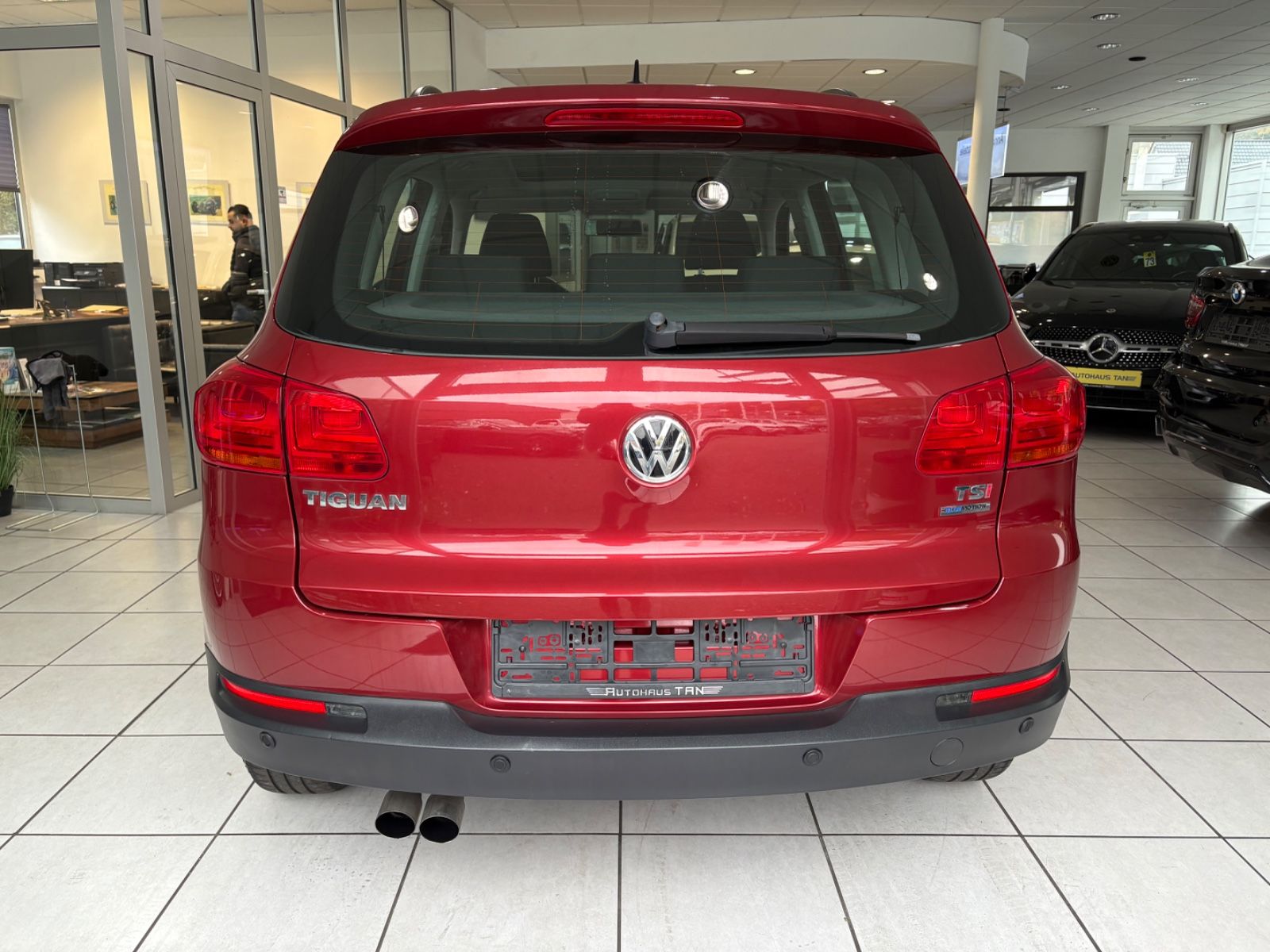 Fahrzeugabbildung Volkswagen Tiguan Trend & Fun BMT *PANORAMADACH*1.HAND*