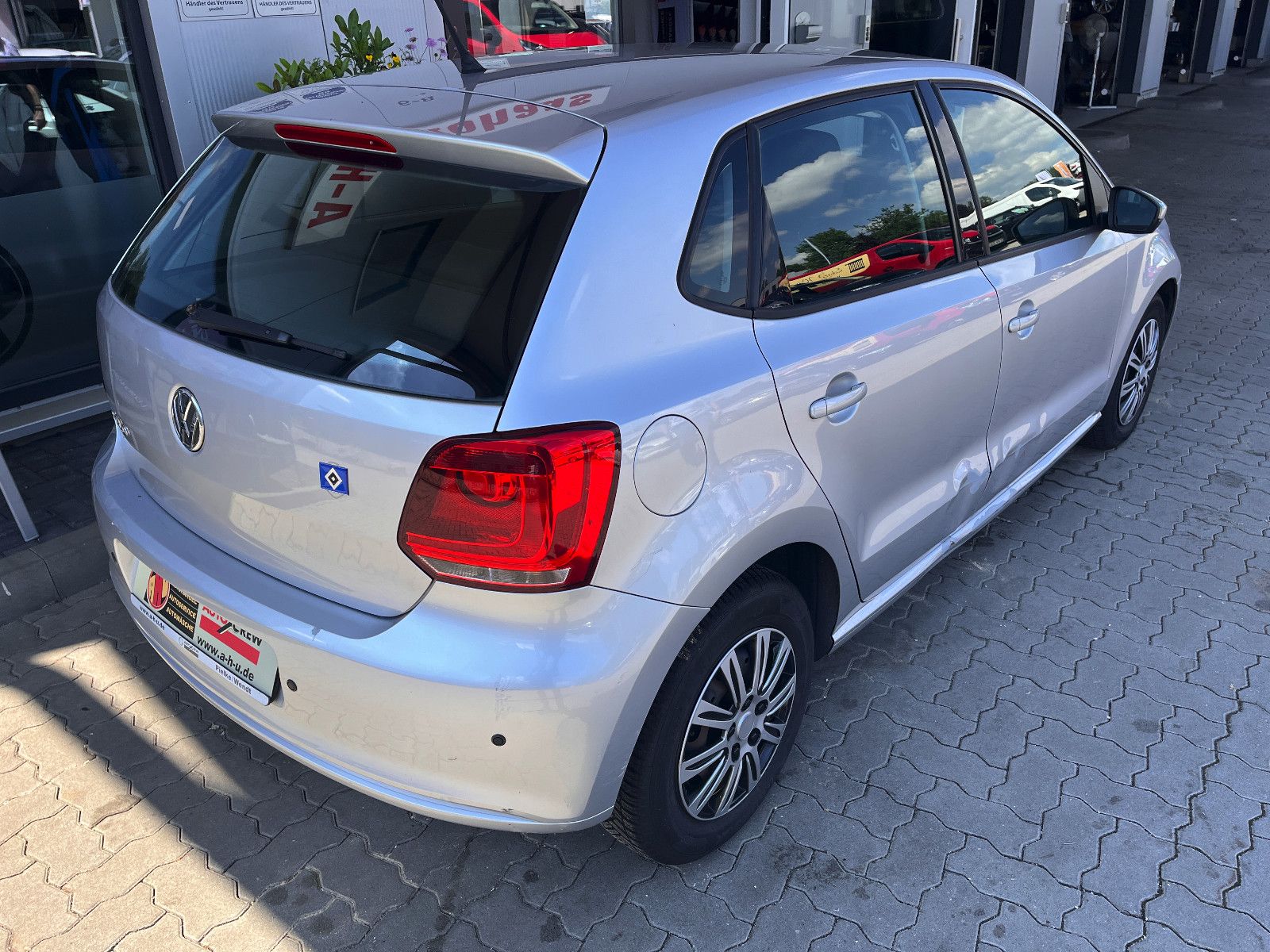 Fahrzeugabbildung Volkswagen Polo V Trendline