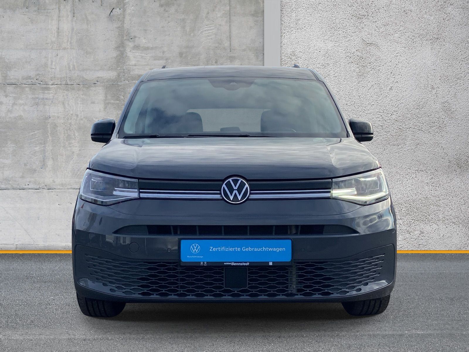 Fahrzeugabbildung Volkswagen Caddy 2.0 TDI DSG Life AHK LED APP ACC KAMAERA