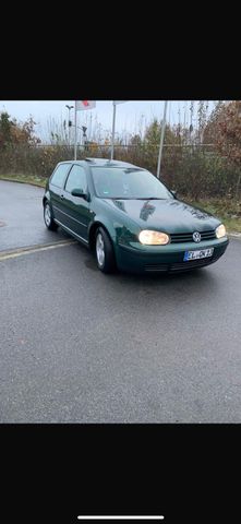 Volkswagen Golf 4   1.8l