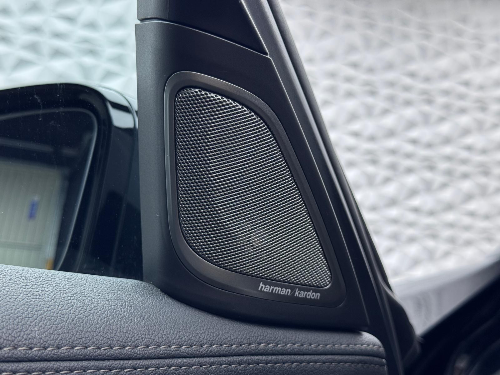 Fahrzeugabbildung BMW d XDRIVE/M-PAKET/H&K/STHZG/AHK/MASSAGE/KEY/360°