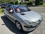 Peugeot 206 CC 1.6 16V Cabrio  109 PS  T... - Peugeot 206: 16v