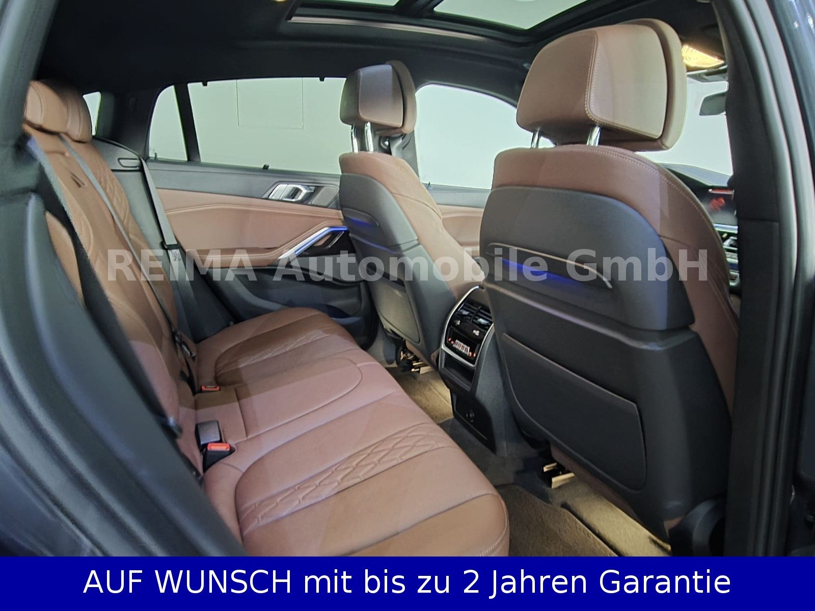 Fahrzeugabbildung BMW X6 M50 i, Laser, HUD, Pano, AHK