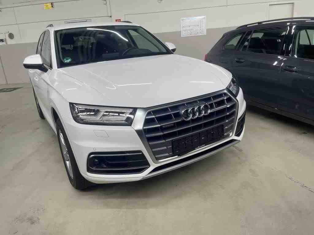 Audi Q5 40 TDI quattro sport Matrix/Kam/SHZ/Navi/AHK