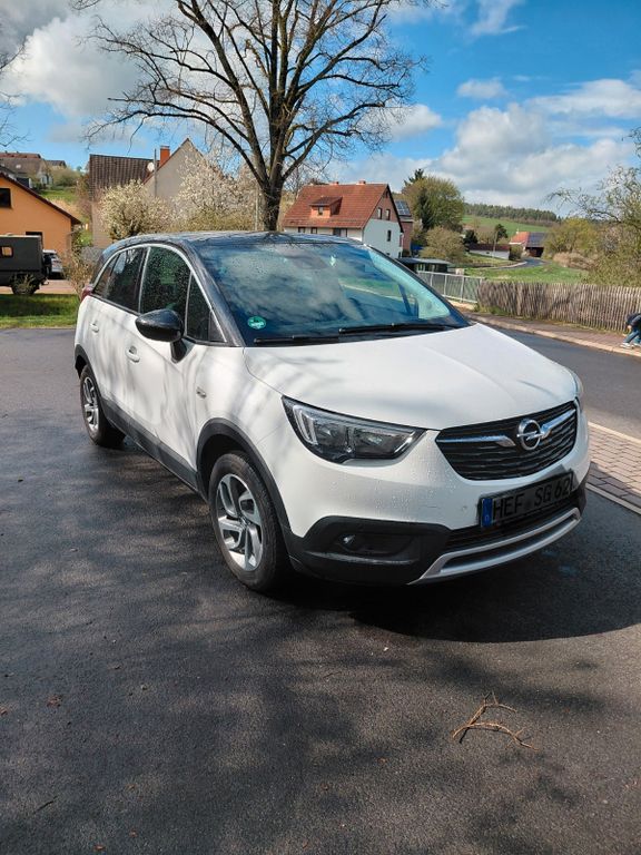 Image of Opel Crossland (X)