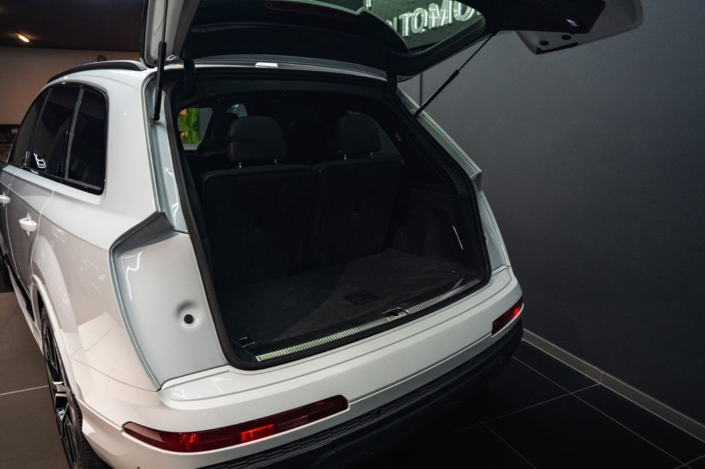 AUDI Q7 50 TDI competition plus*AHK*HU*B&O*PANO*VOLL AUDI Q7 50 TDI competition plus*AHK*HU*B&O*PANO*VOLL