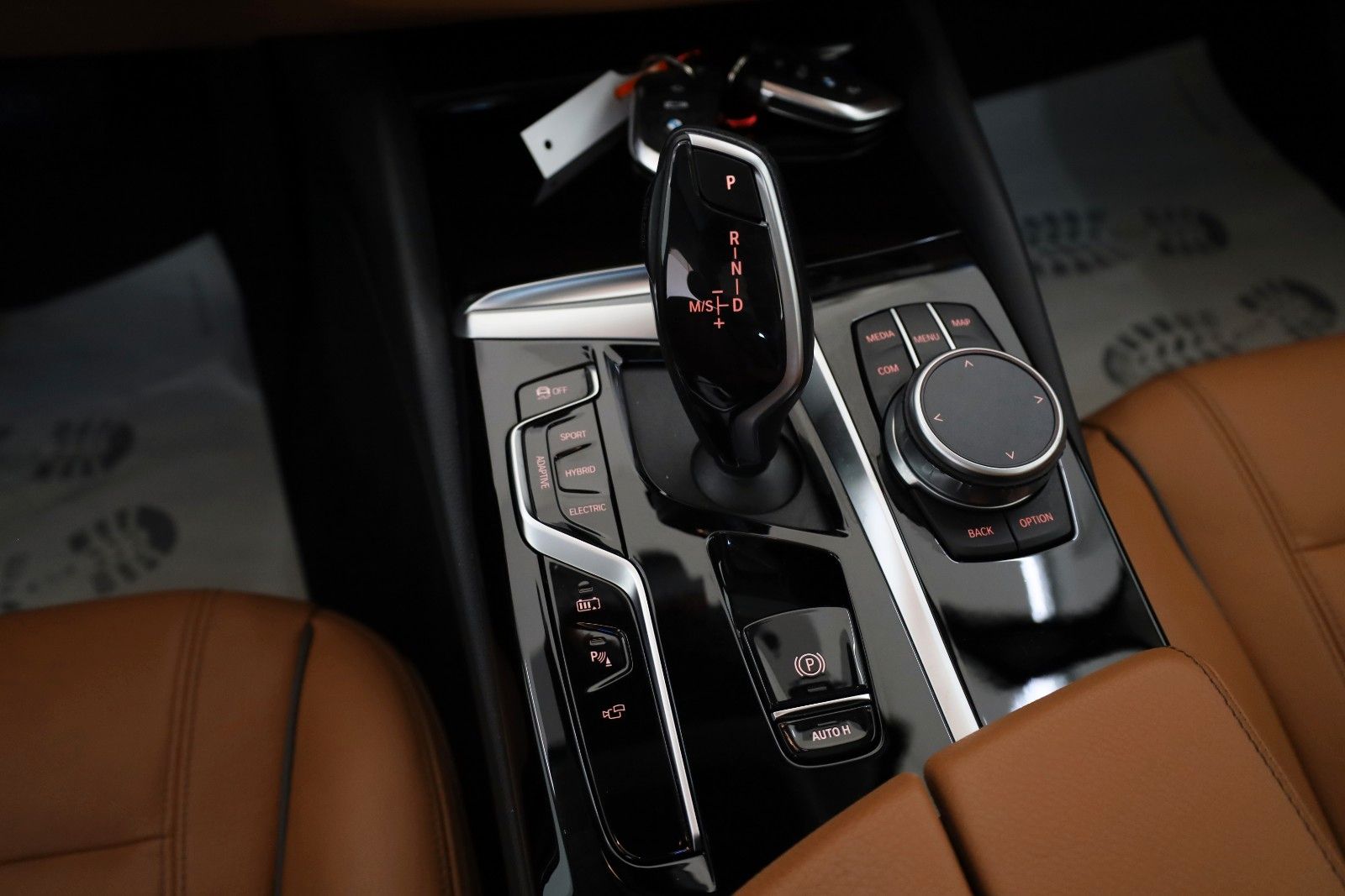 Fahrzeugabbildung BMW 530e xDrive Leder,Navi,LED,HUD,SD,Apple CarPlay,