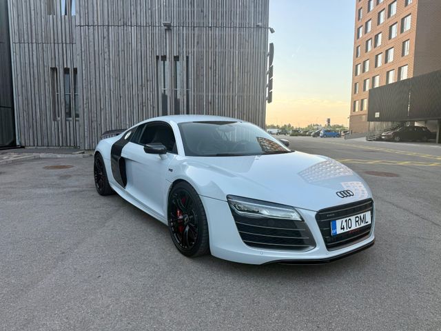 AUDI R8 5.2 FSI plus. Export price 67000 euro 