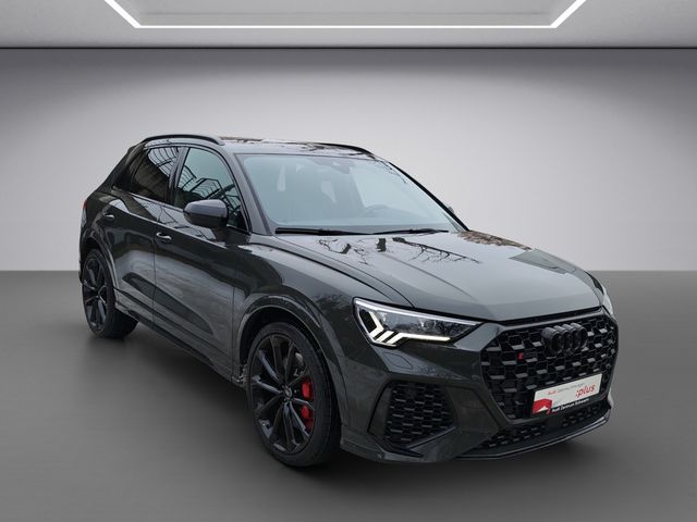 RS Q3 2.5 TFSI quattro S-tronic
