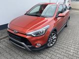 Hyundai i20 Active blue Style / NAVI / 1. Hand - Hyundai i20: Active Style