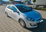 Hyundai  i30 1,4  Top - Hyundai Accent: 1.3