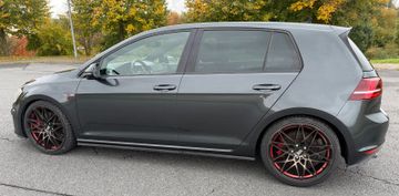 Volkswagen Golf - 5