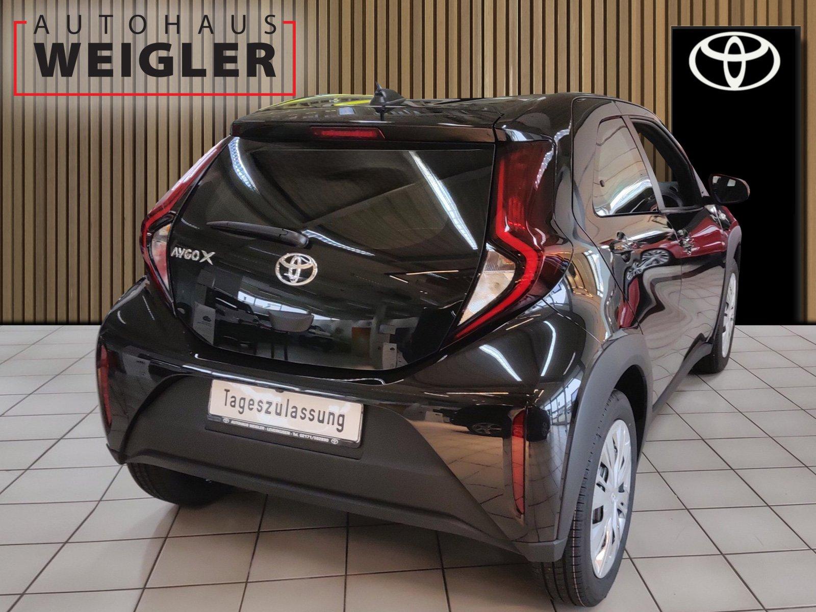 Toyota Aygo X Business Edition,SHZ Automatik