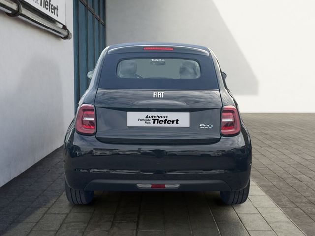 500e Cabrio 42kWh C // Komfort- + Style Paket