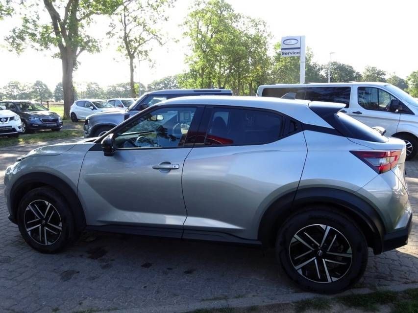 Fahrzeugabbildung Nissan Juke 1.0 DIG-T Automatik N-Connecta