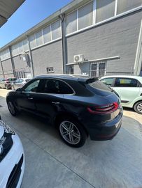 Porsche Macan - 4
