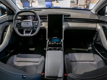 Ford Explorer RWD Fahrerassistenz-Paket 360° Kamera