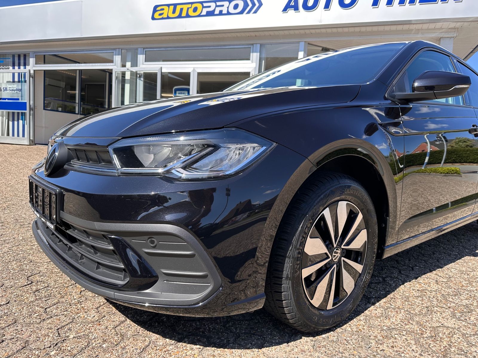 Fahrzeugabbildung Volkswagen Polo 1.0 TSI Goal DSG ACC/APP/GJR/LED/PDC