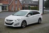 Hyundai i40 CW Style AHK TEMP SHZ CAM PDC SOUND - Hyundai i40 mit Benzin-Antrieb: Kombi, Automatik