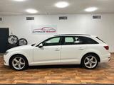Audi A4 Avant 30 TDI Automatik / Bi- Xenon / Navi - Audi A4 mit Diesel-Antrieb: Weiß, Kombi