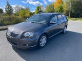 Toyota Avensis Combi 1.8-l-VVT-i - - Toyota Avensis Combi Gebrauchtwagen