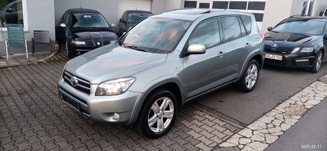 Toyota RAV 4 RAV4 Executive TÜV NEU / SD / AHK / LEDER