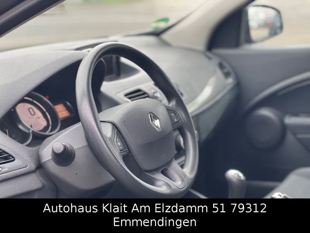 Fahrzeugabbildung Renault Megane III Lim. 5-trg. Tomtom Edition