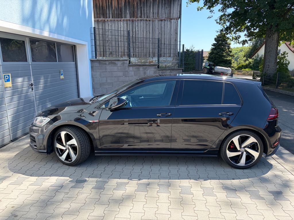 Image of Volkswagen Golf