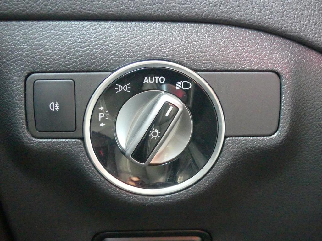 Mercedes-Benz GLA 220