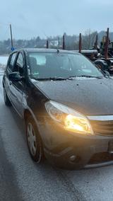 Dacia Sandero 1.6 MPI TÜV NEU - gebrauchte Dacia Sandero aus dem Jahr 2008