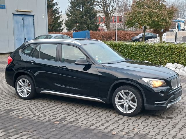 BMW X1 20 d sDrive Navi* Leder* Klima* 8-Fach*