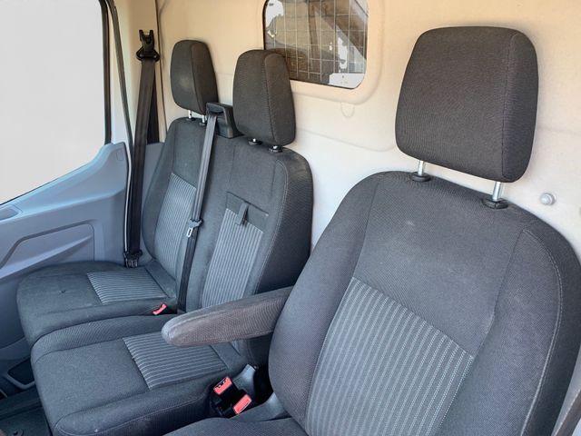 Fahrzeugabbildung Ford Transit 350 L3H3+AHK+Auffahrrampe+Tempomat+Klima