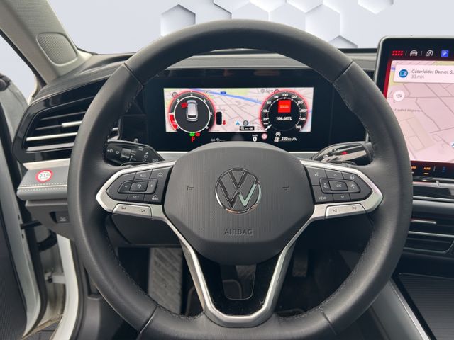 Passat Variant EL 2.0 TDI DSG StHz AhK Navi Lede