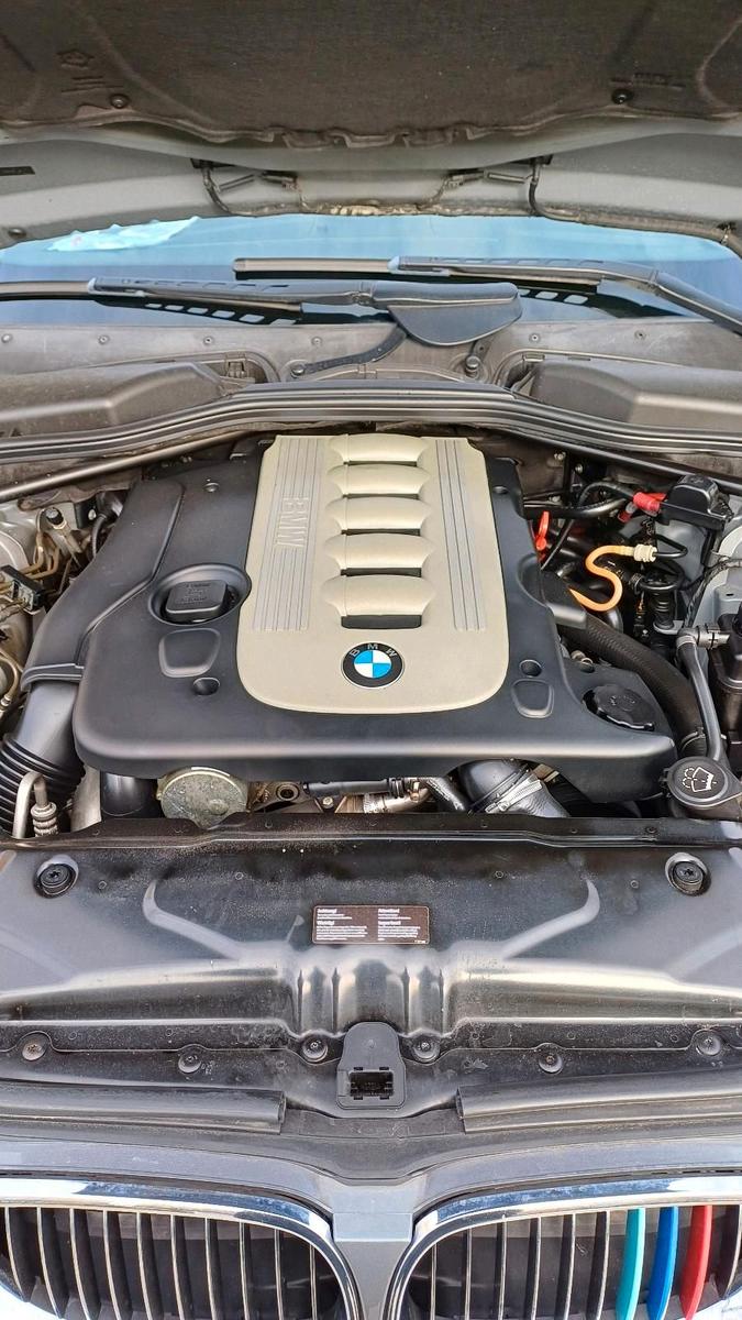BMW 530 2004 — photo 8