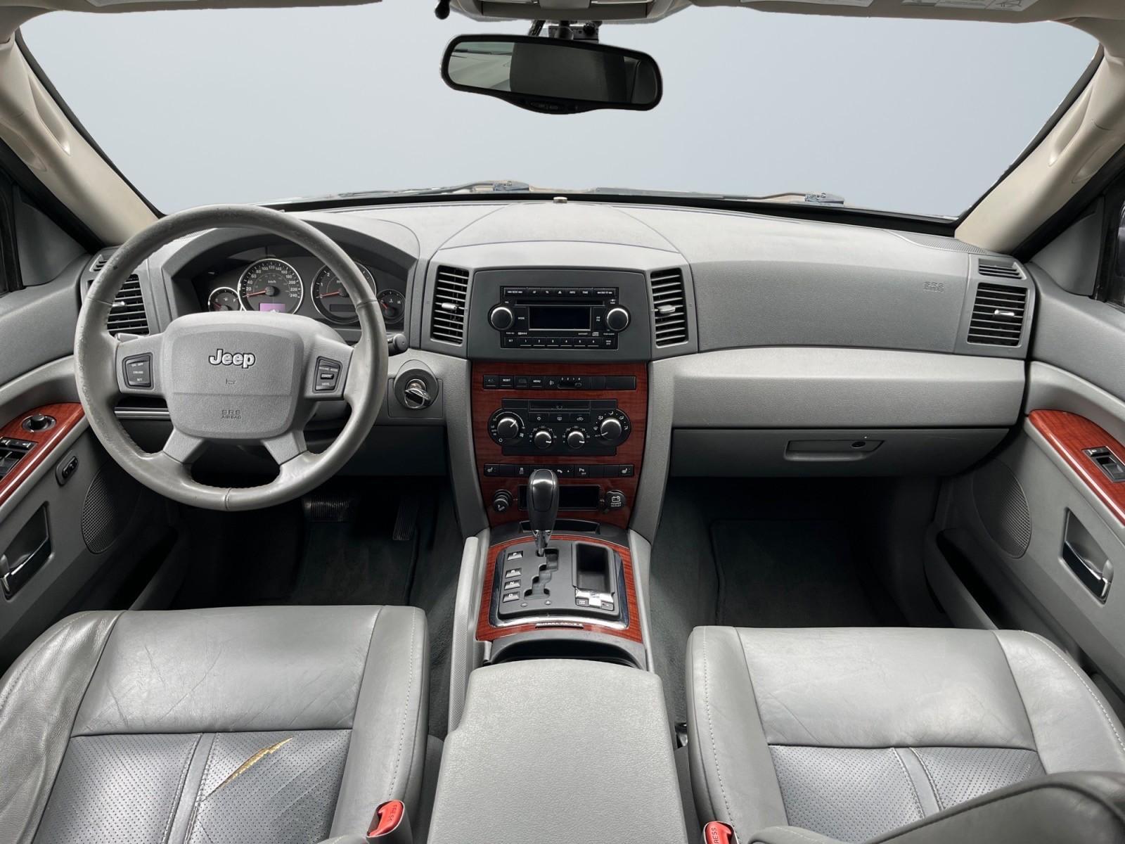 JEEP GRAND CHEROKEE 5.7 V8 326 ch 4X4 BVA