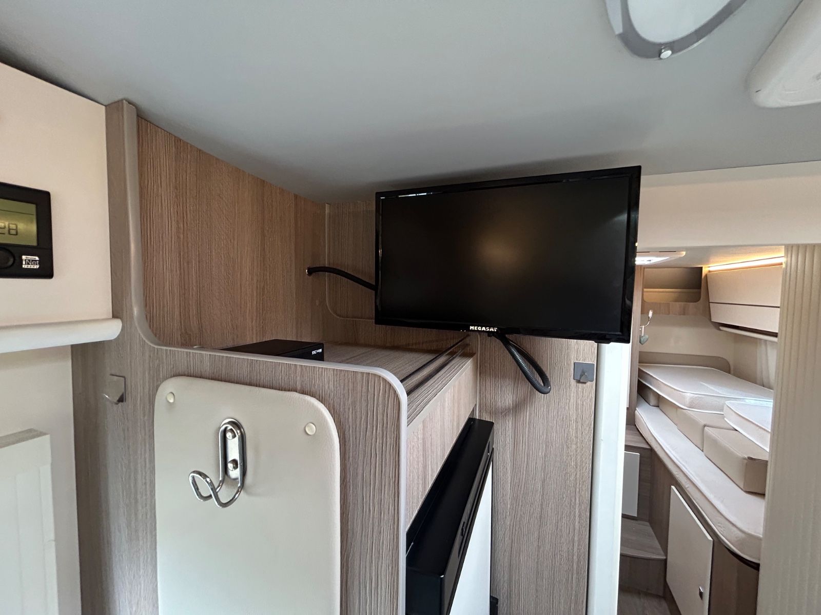 Fahrzeugabbildung XGO Dynamic 99 p TV/ SAT Fahrradträger