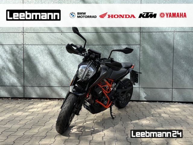 KTM 390 Duke mit Tieferlegung 45 mm