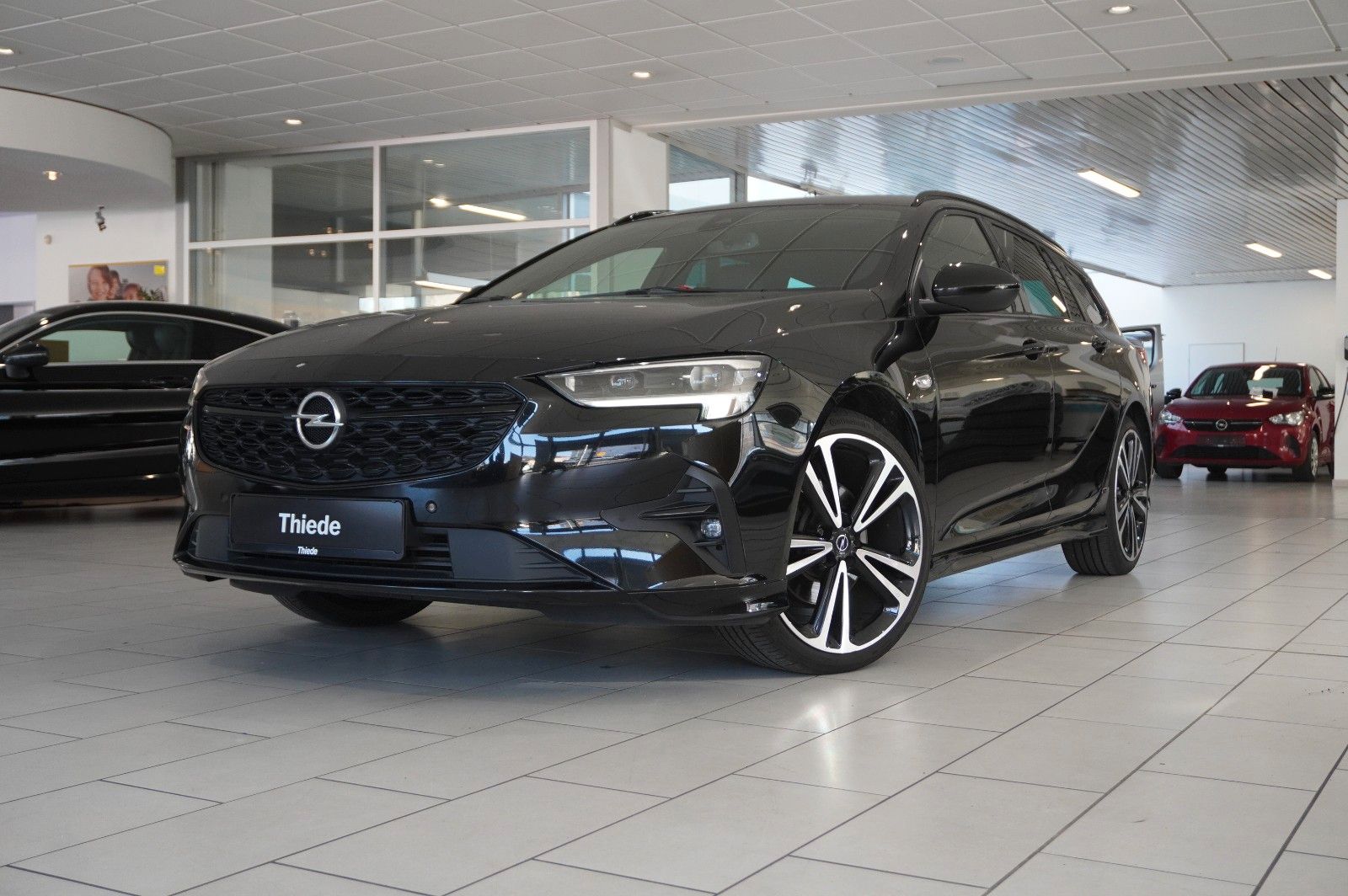Fahrzeugabbildung Opel Insignia B ST 2.0D ULTIMATE NAVI/OPC/VIRT/SH/AHK