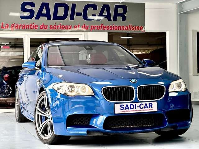 BMW M5 4.4 V8 560cv DKG -Berline