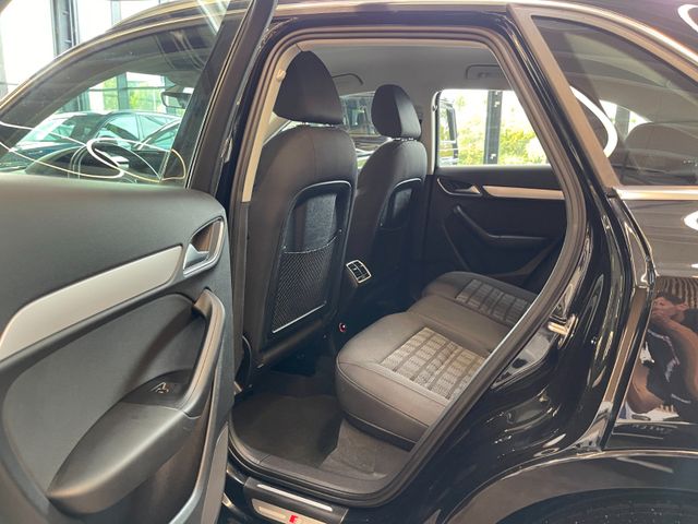 Audi Q3 *Sport*1. Hand*Klima*Navi*PDC*