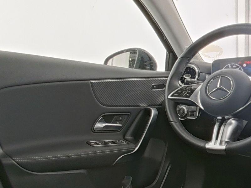 Mercedes-Benz A-Class LED/NAVI/KAMERA, миниатюра 3