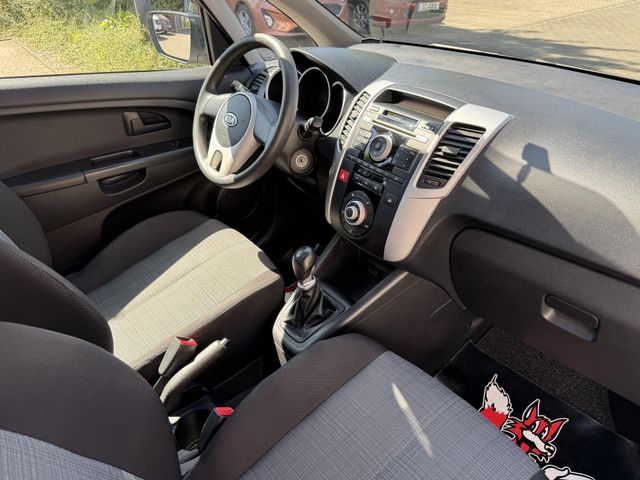 KIA Venga — Foto 22