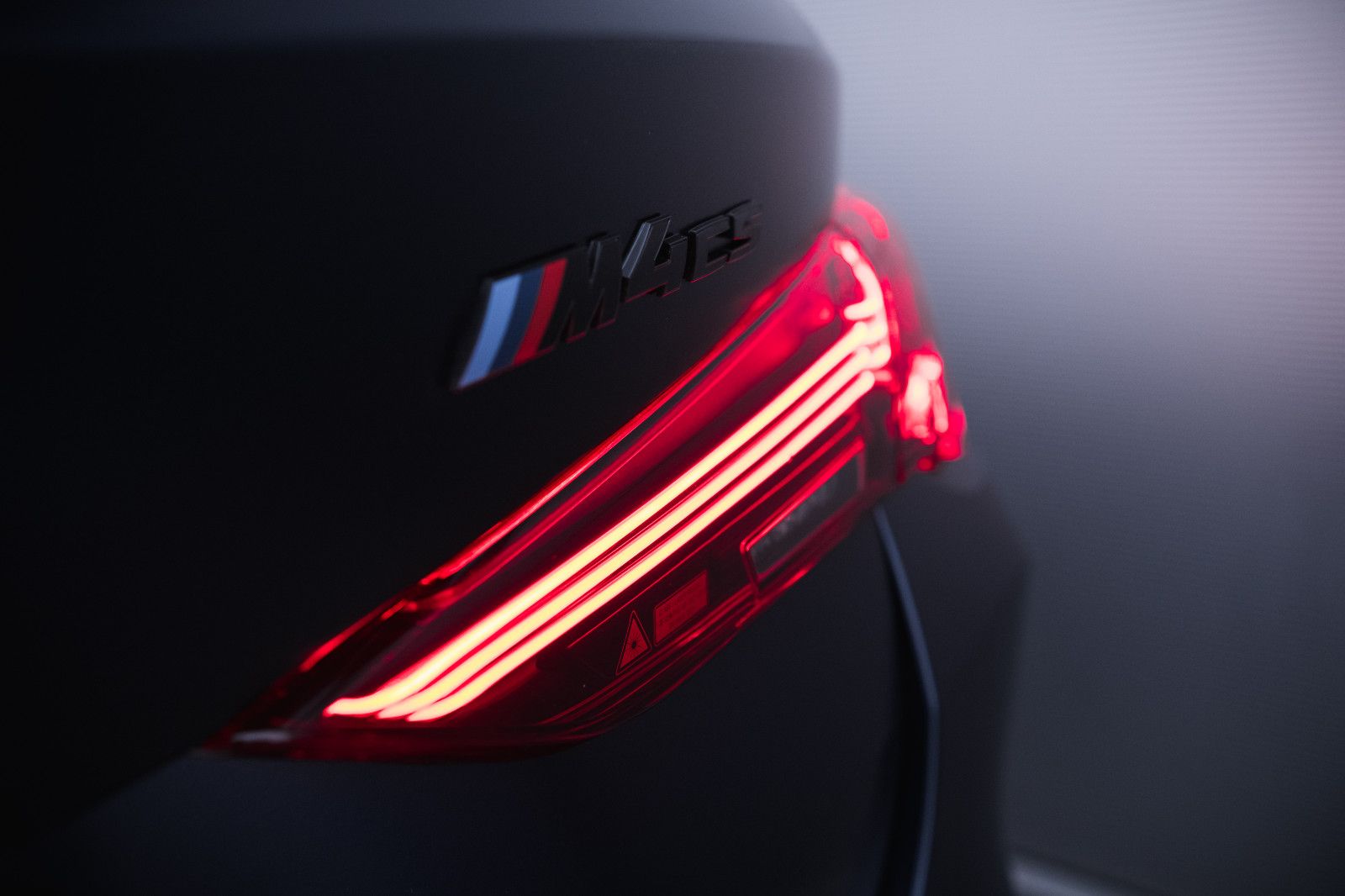 Fahrzeugabbildung BMW M4 Coupe CS "VR 46" - Sonderleder-Keramikbremse