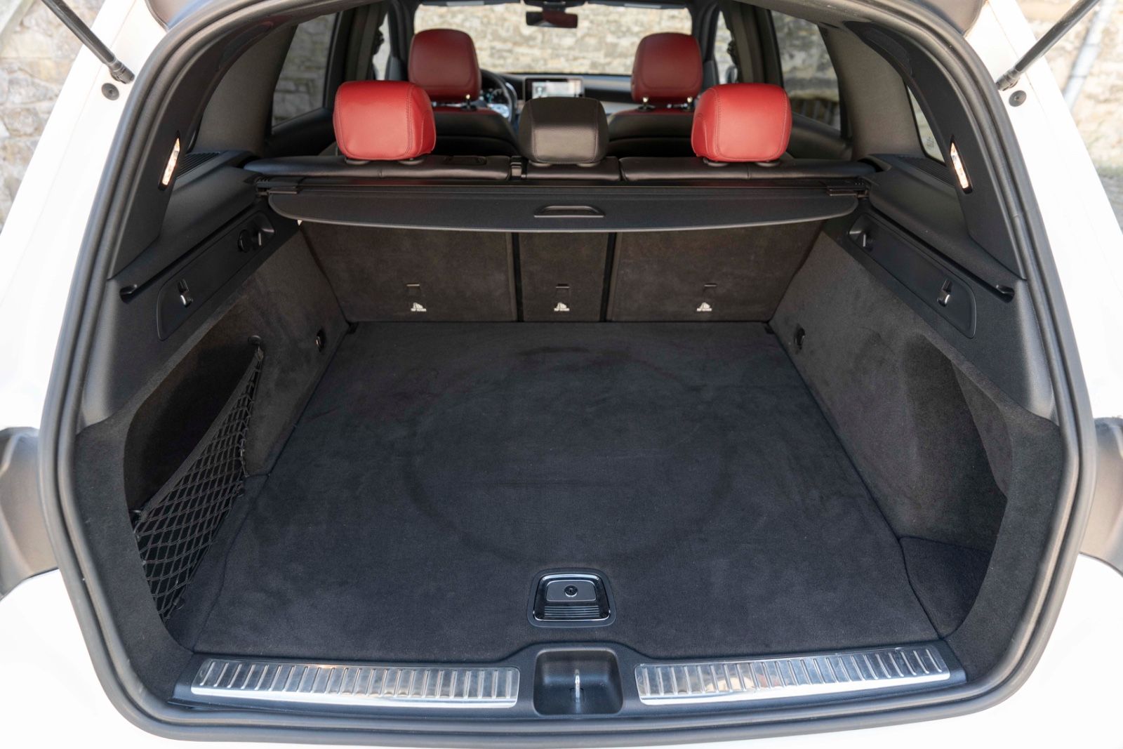 Fahrzeugabbildung Mercedes-Benz GLC 300 AMG-LINE BURMESTER LED 360° SHZ PANO