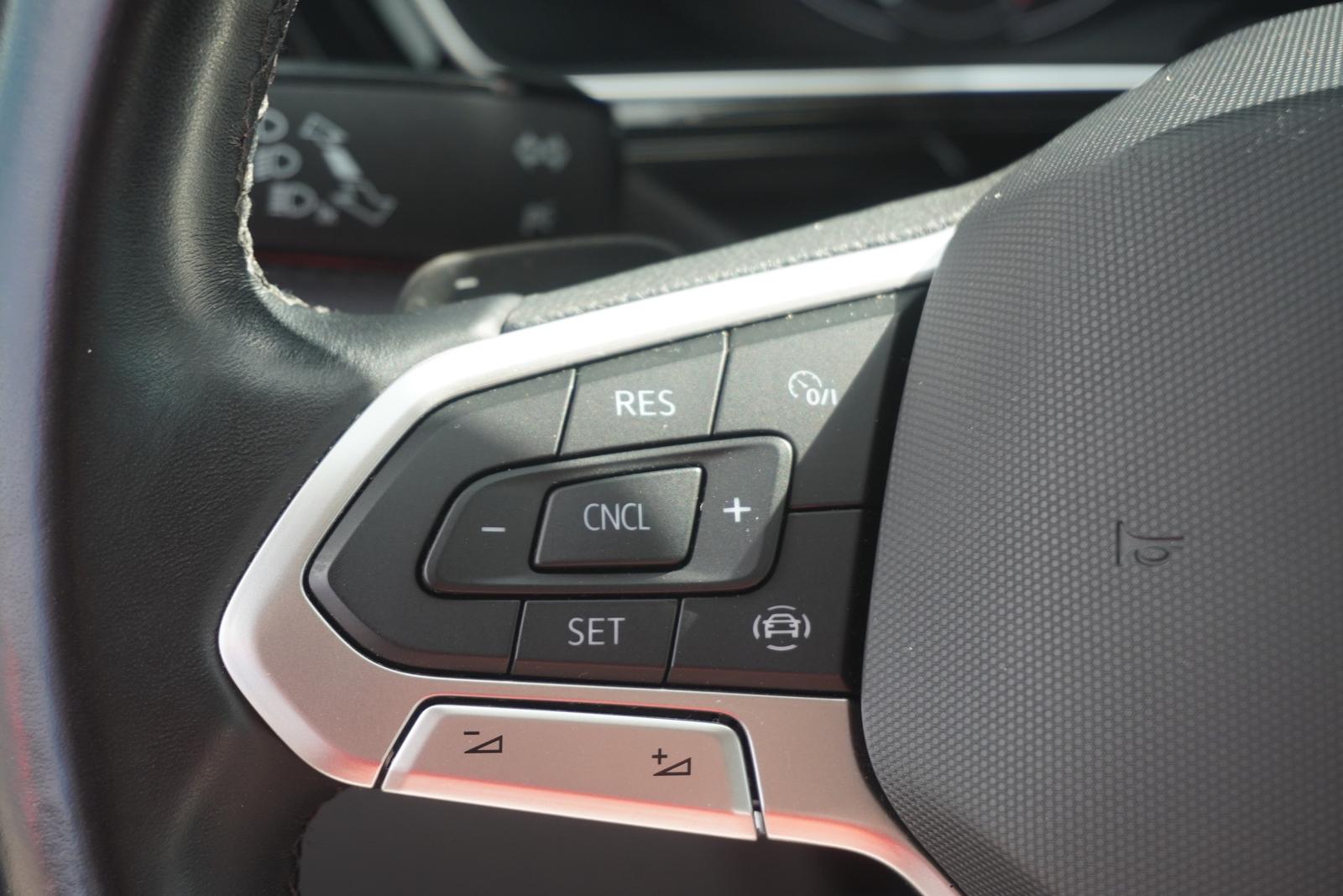 Volkswagen T-Cross 1.0 TSI  Style DSG LED Navi Teilleder