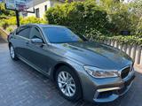 BMW 750Li xDrive M SPORT SKY LOUNGE MASSAGE SOFT HUD - BMW 7er Reihe von privat