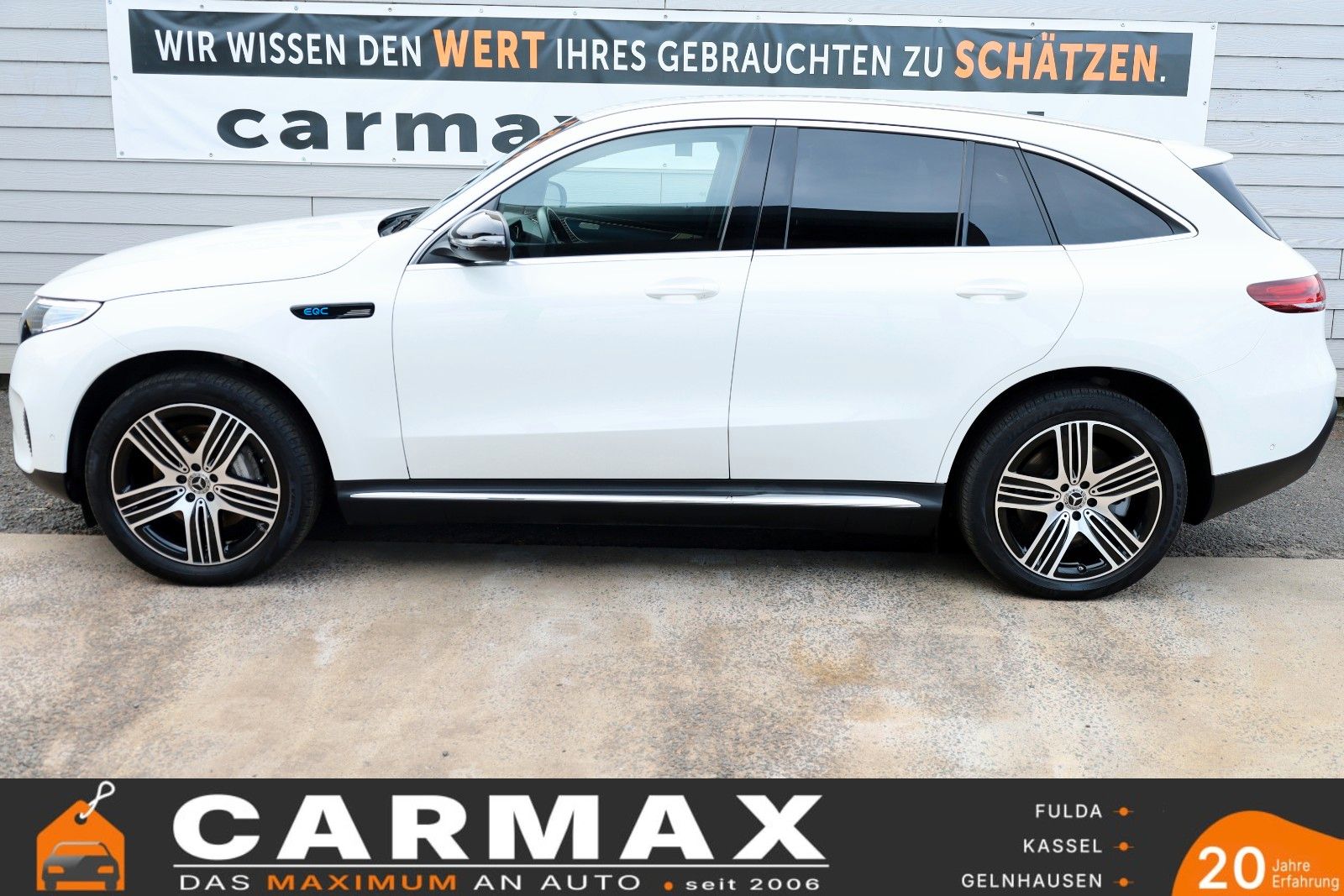 Fahrzeugabbildung Mercedes-Benz EQC 400 4M Leder,Navi,Multibeam LED,Park Paket