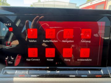 Volkswagen Golf VIII Variant Alltrack 4Motion+AHK+LED+Navi+