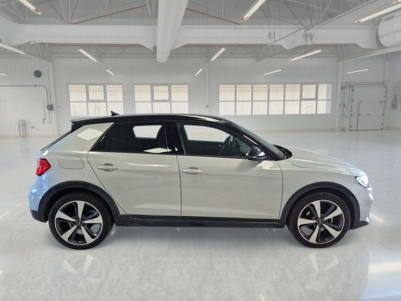Audi AUDI A1 30 TFSI S TRONIC ALLSTREET IDENTITY CONT imagem 3